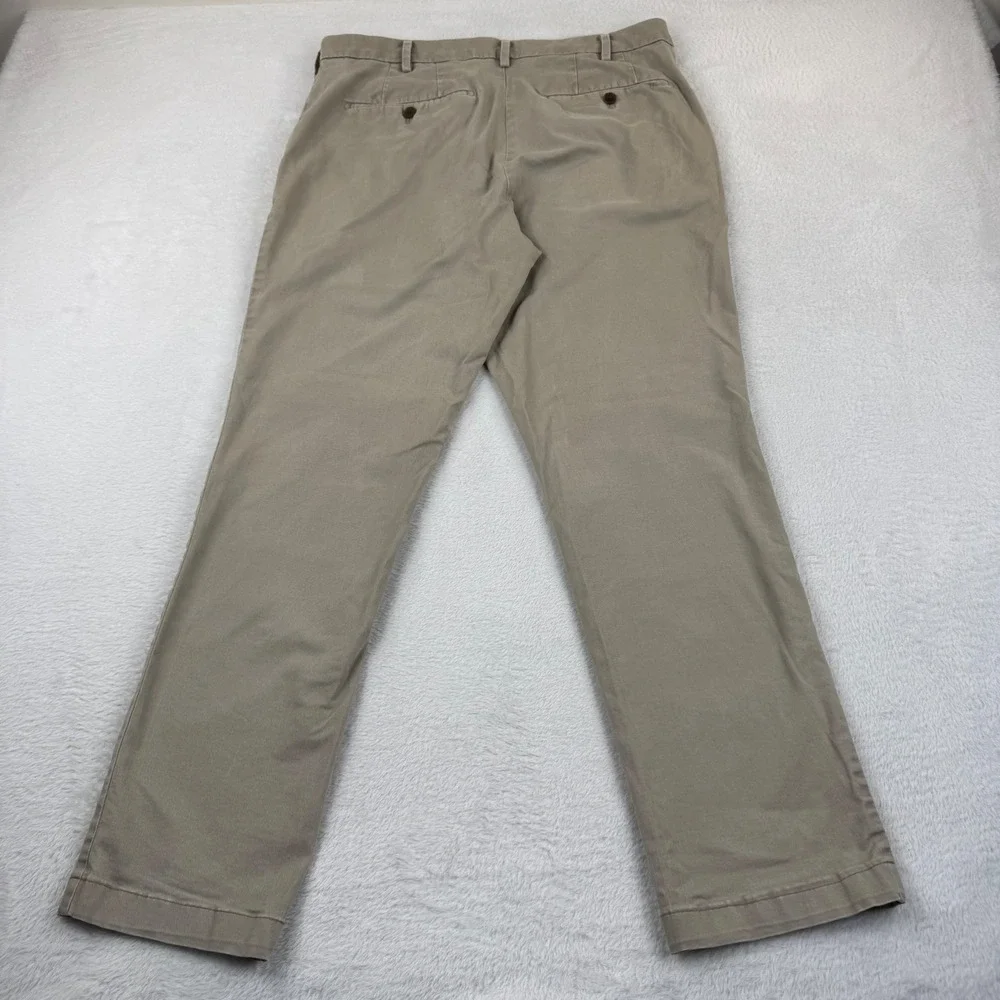 Uniqlo Slim Fit Chino Pants Mens 33x34 Khaki Tan Cotton Flat Front Trousers